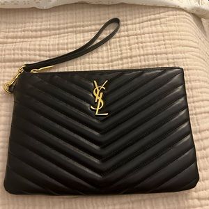 SAINT LAURENT CASSANDRE MATELASSÉ TABLET POUCH IN QUILTED LEATHER